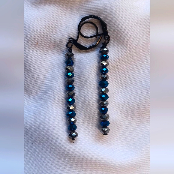 🍒 Dangle Handcrafted Earrings 🐥 - Picture 1 of 3